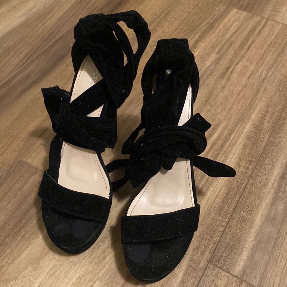 5in black velvet heels with ankle tie (9)